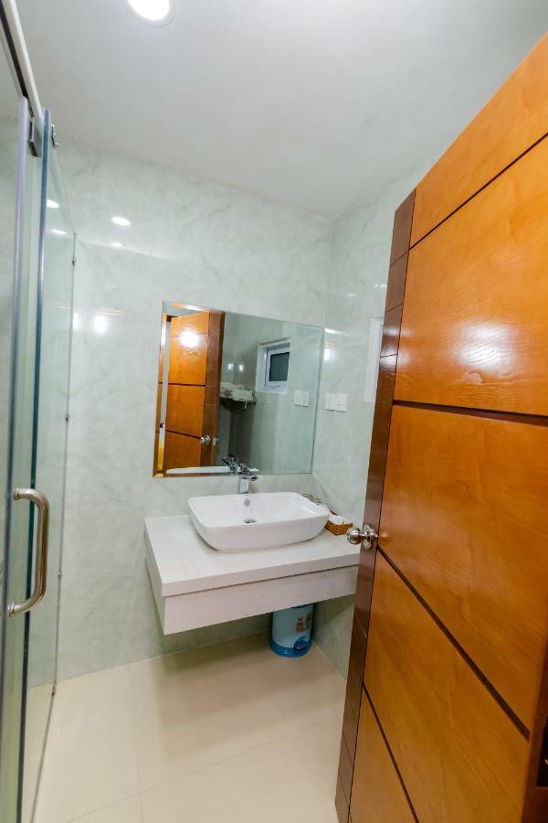 Mai Hotel - Airport Ho Chi Minh City Exterior photo